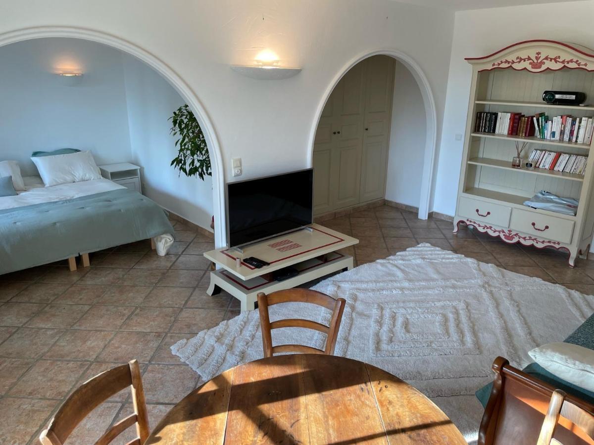 Domaine Des Tuilieres Avec Jacuzzi Apartment วาลูริส ภายนอก รูปภาพ